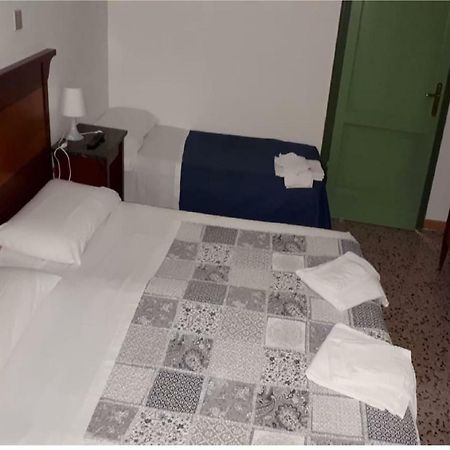 Hotel Stella Follonica Eksteriør bilde