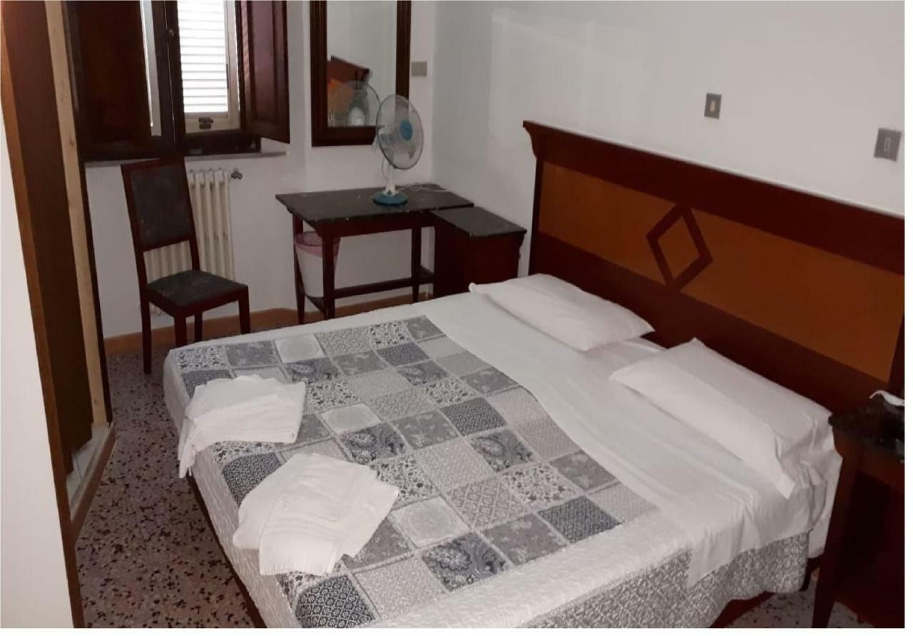 Hotel Stella Follonica Eksteriør bilde