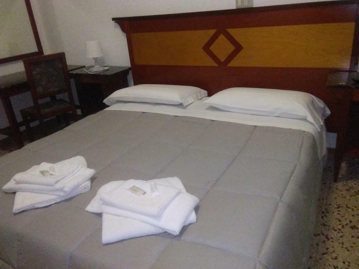 Hotel Stella Follonica Eksteriør bilde
