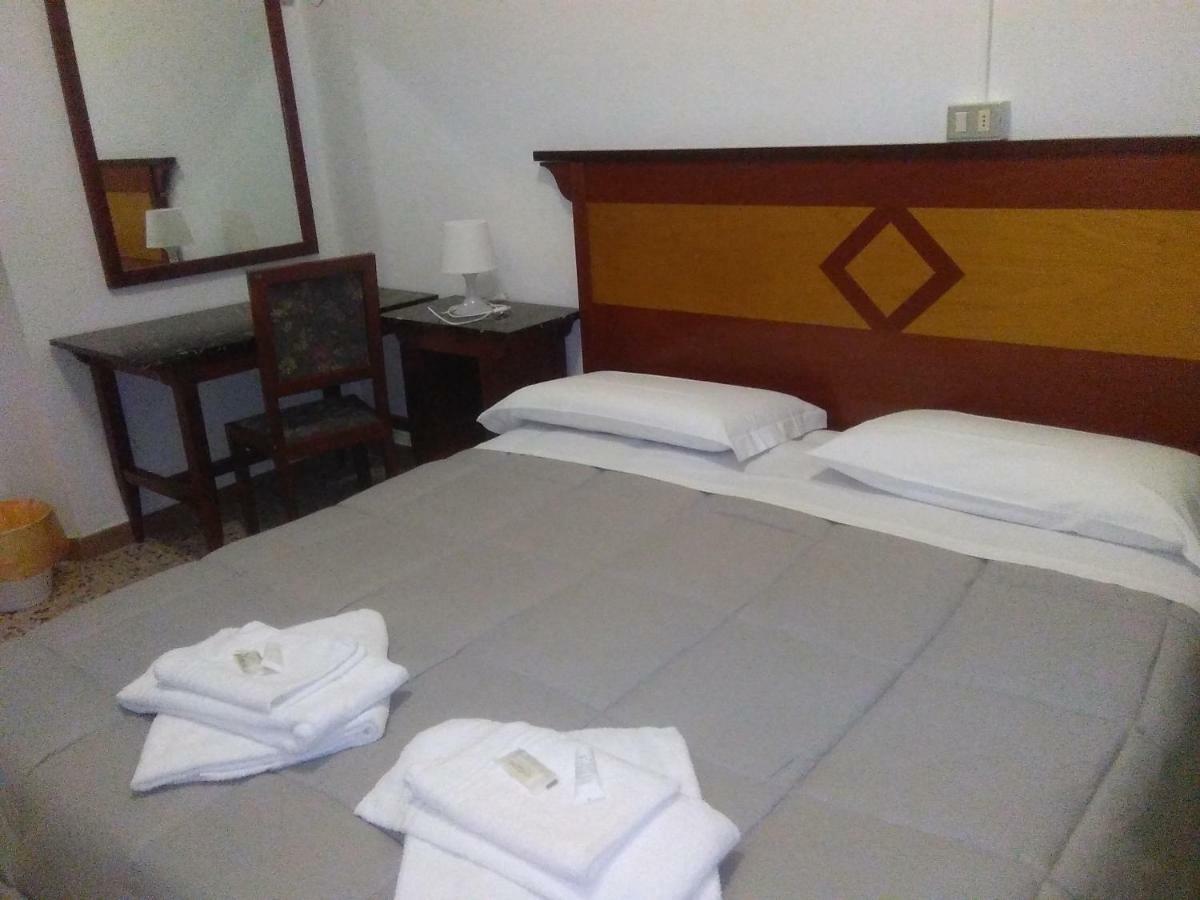 Hotel Stella Follonica Eksteriør bilde