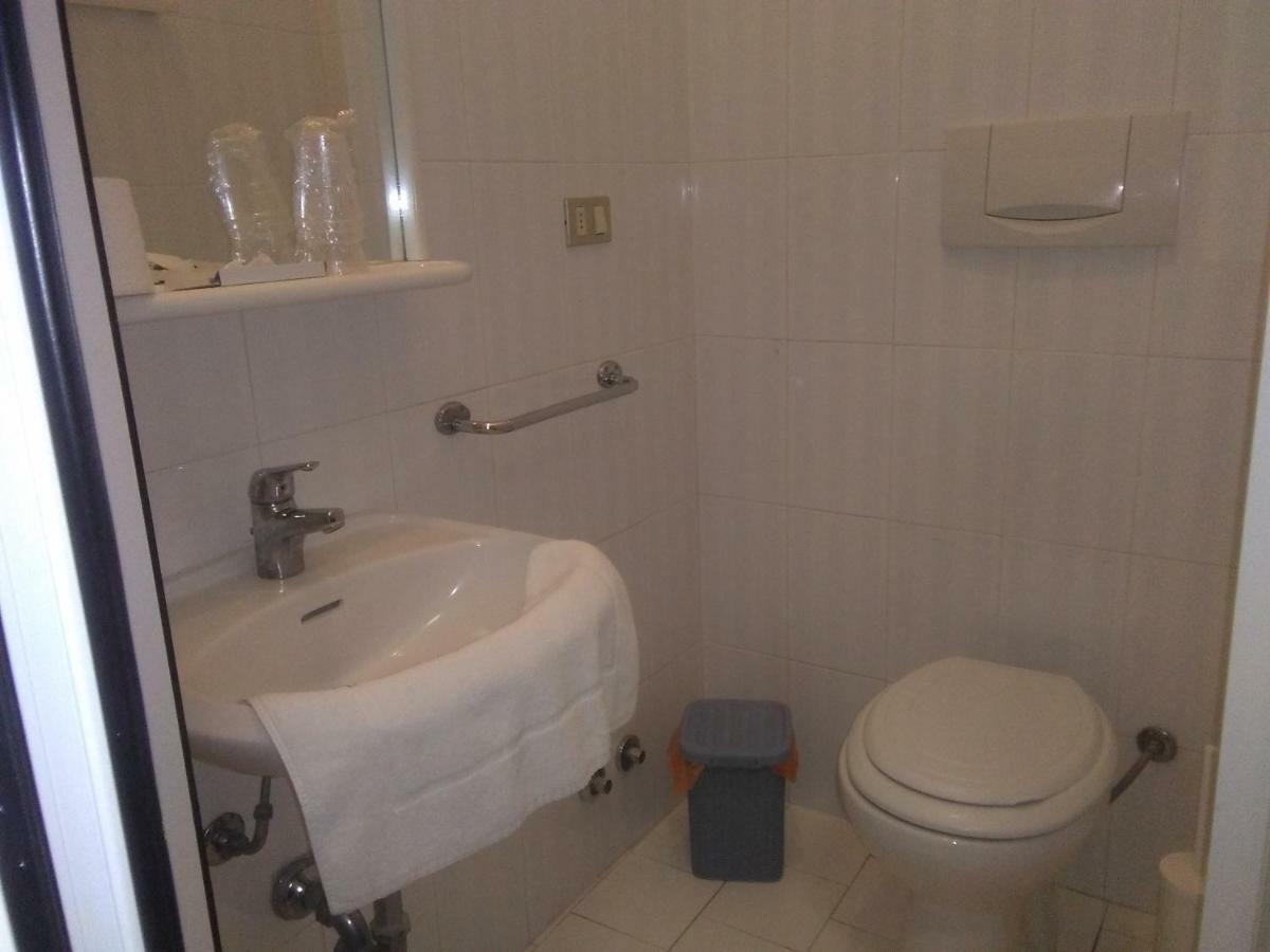 Hotel Stella Follonica Eksteriør bilde